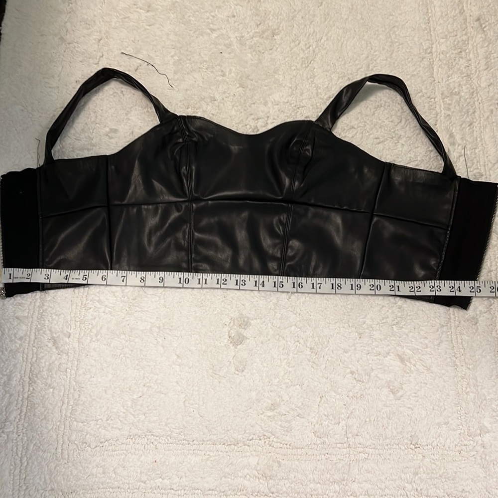 Dynamite leather top - Picture 4 of 7